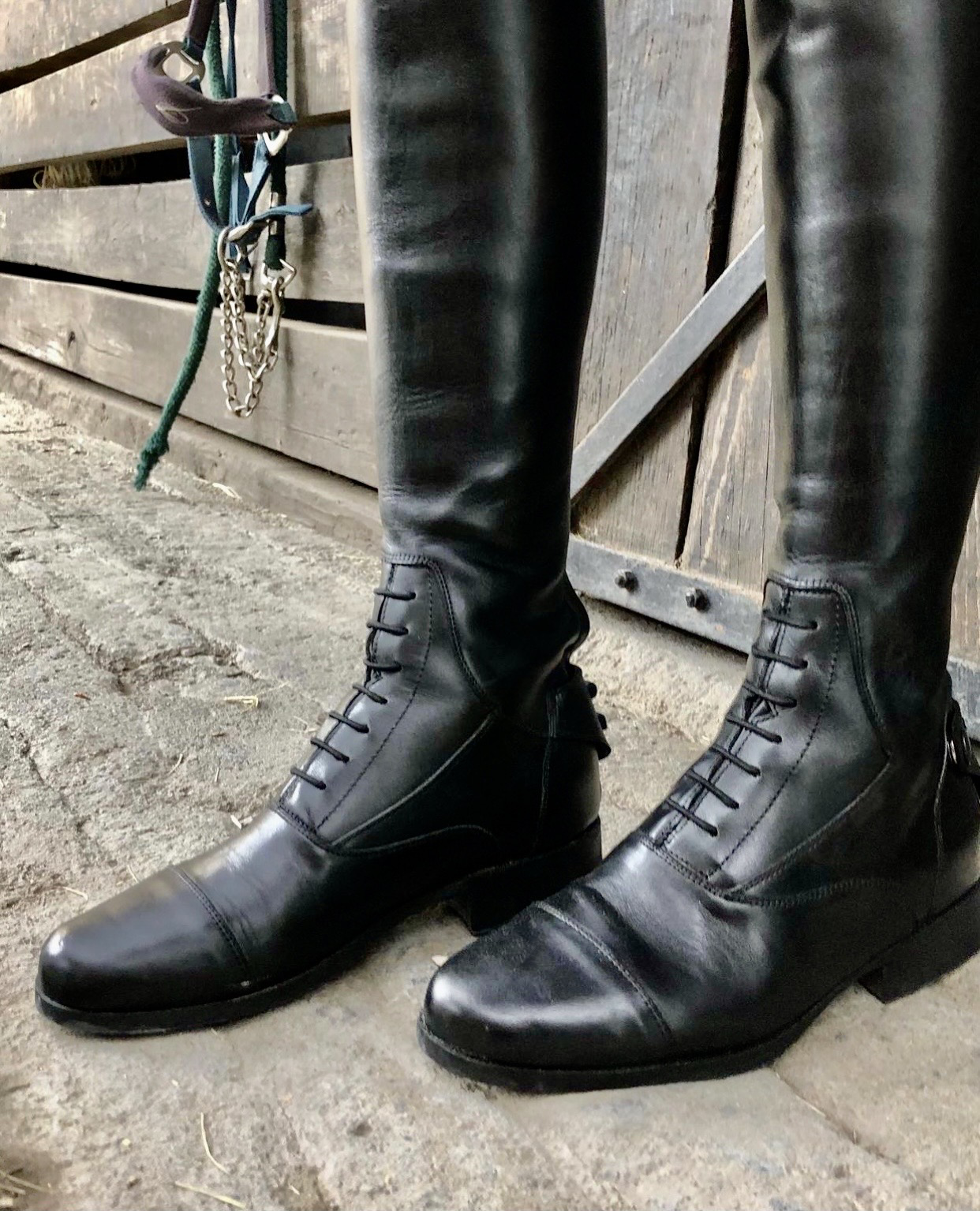 Botas nacionales de línea (Adulto)